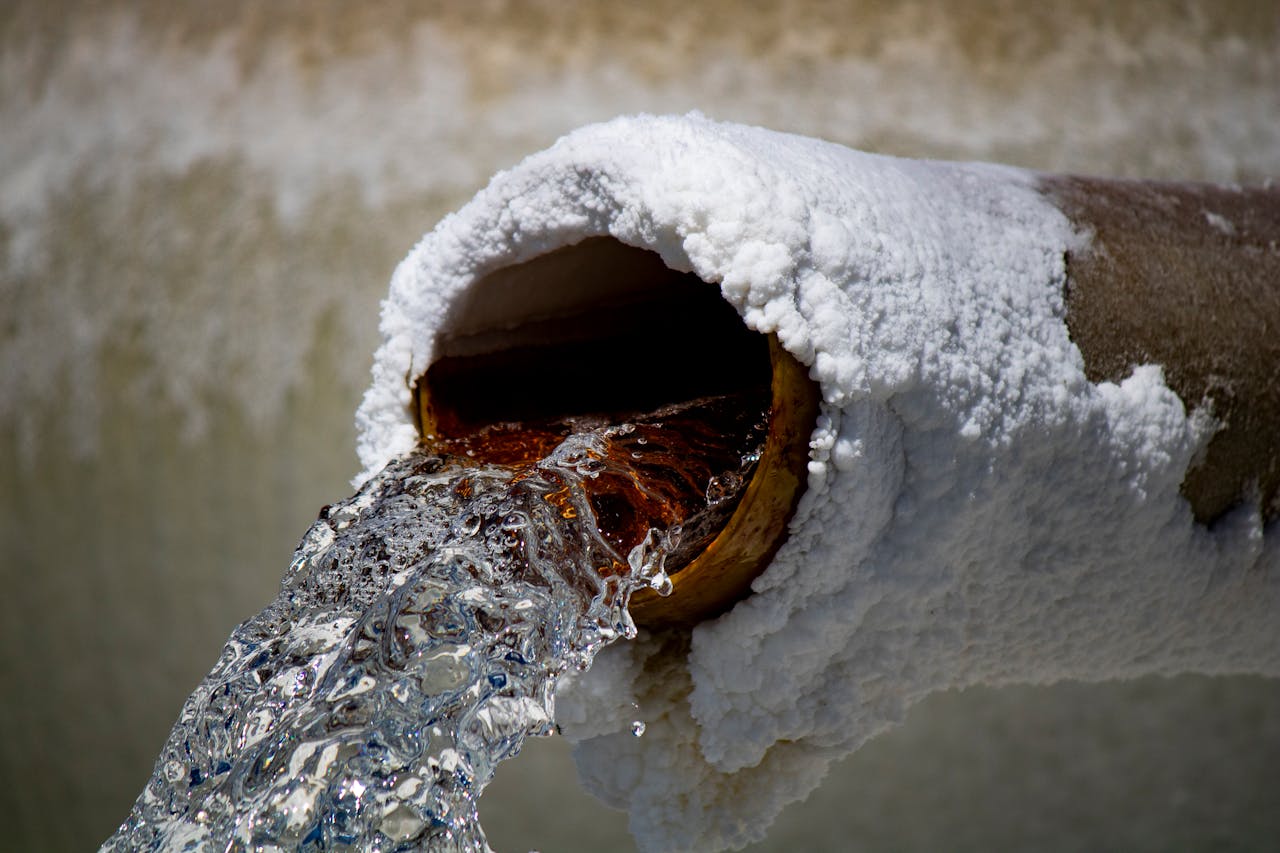 A Homeowner’s Guide to Removing Hard Water Mineral Deposits From Water Heaters and Pipes in Owasso: Tips to Avoid System Clogs and Corrosion