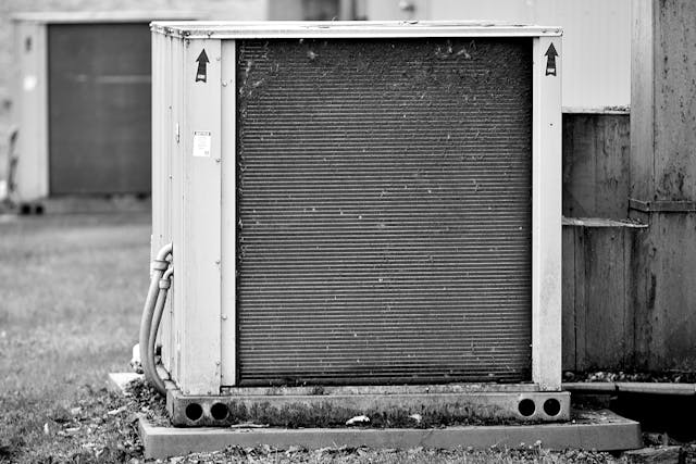 Preventive HVAC Maintenance in Oklahoma: Why Seasonal Tune-Ups by Dale & Lee’s Service Inc Save You Money and Avoid Emergency Breakdowns