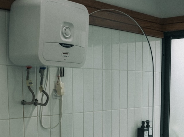 How to Tell If Your Water Heater Needs Repair Before Winter Hits in Oklahoma